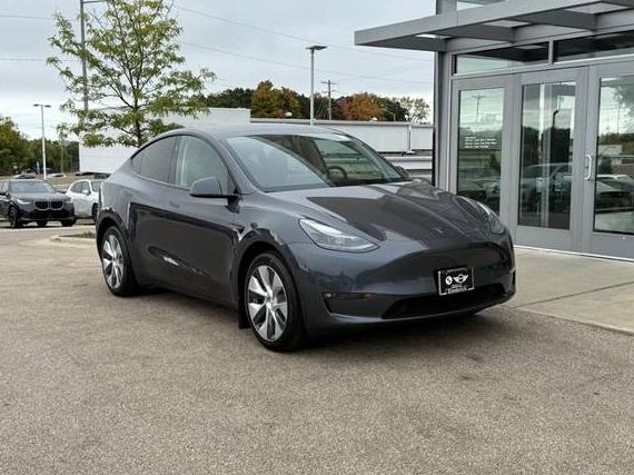 TESLA MODEL Y 2023 7SAYGDEE1PF869134 image
